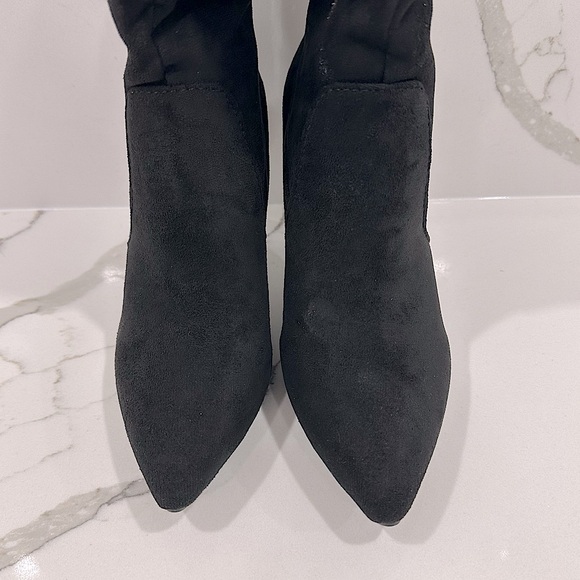 🔥2/$40🔥 Chic Women's Mid-Calf Boots - Pointed Toe, Stiletto Heel, Slip-On Design - Picture 7 of 8